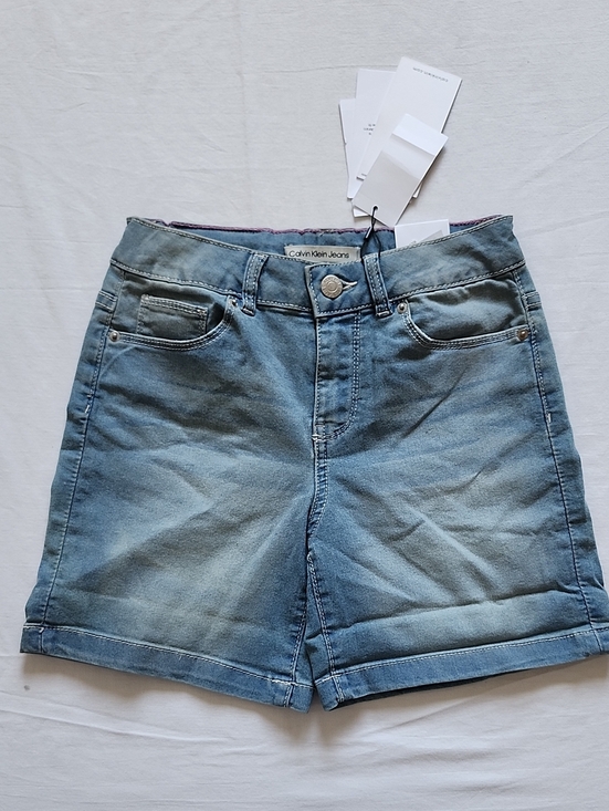 Calvin Klein Jeans Other - Calvin Klein Girls Mid Rise Bermuda Denim Shorts Medium Wash Size 10 NWT
